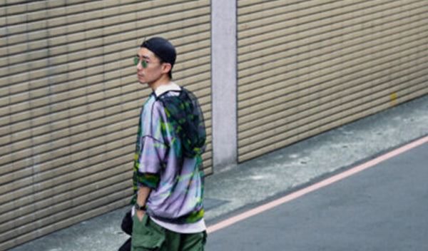 River, Fashion Blogger